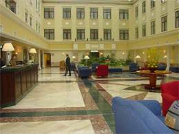  Courtyard by Marriott   